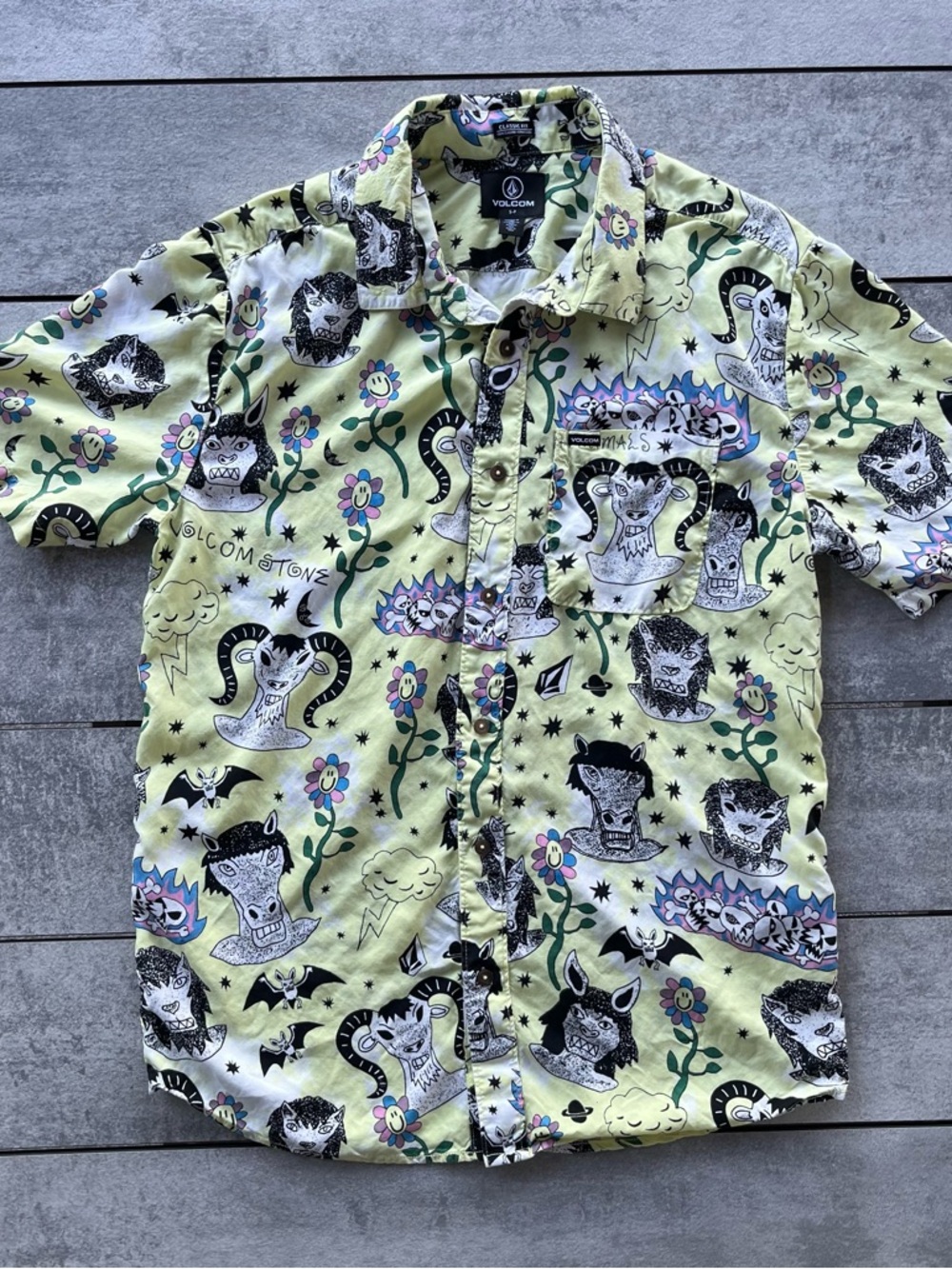 Volcom Boy’s Small Light Green TRUE TO THIS Graphic Short-Sleeve Button-Up Shirt